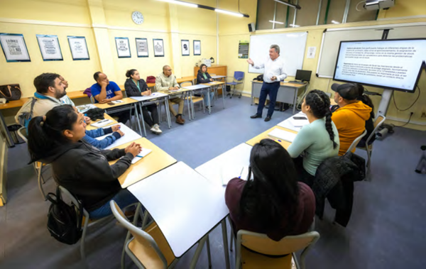 Oficina de Información Juvenil y voluntariados.